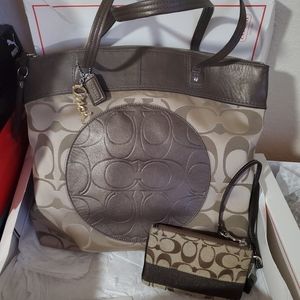 Coach Tote & Wallet Wristlet